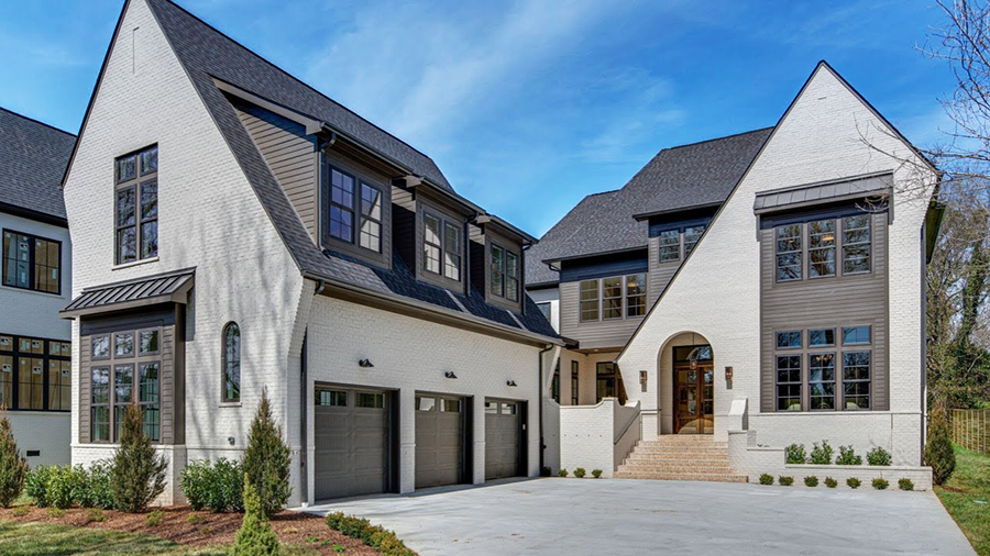 Experience the epitome of Southern luxury living with this stunning Nashville home, where timeless elegance meets modern amenities amidst Music City's vibrant backdrop.